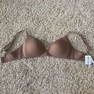 Lululemon Take Shape Bra (NWT!!!)